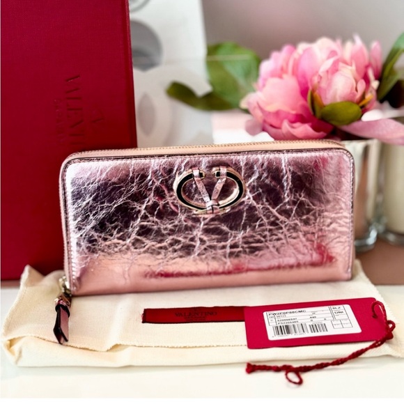 Like for the Everything Pink Show 💗💗💗💗 - Picture 16 of 16